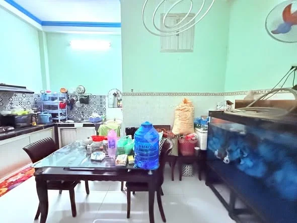 MẶT TIỀN CHUẨN 5M - BÁN ĐẤT TẶNG NHÀ Địa chỉ : Quang Trung P Gò Vấp