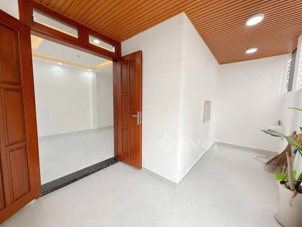 CĂN GÓC 2 MTH - NGUYỄN THỊ THẬP - Q7 - KẾ BÊN HIM LAM - 4Tầng BTCT