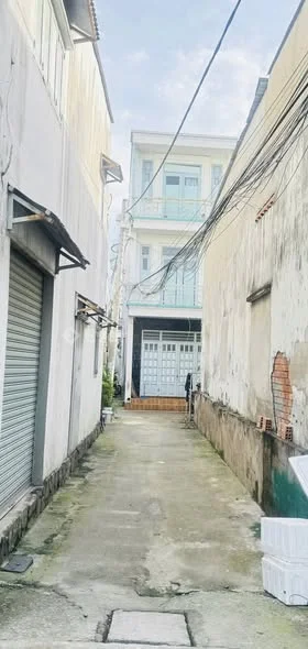 BÁN NHÀ 2 CĂN LIỀN KỀ – VỊ TRÍ ĐẸP, GIÁ TỐT!