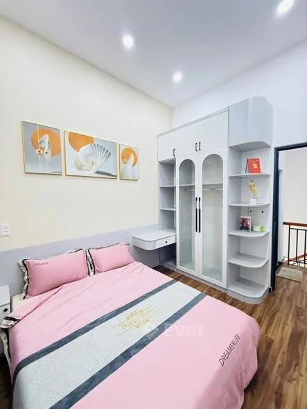 HẺM XE TẢI - ĐƯỜNG NGUYỄN OANH + 79m2 - 1 trệt 1 lầu 3 phòng ngủ, ban công.