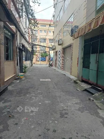 NHÀ CHÍNH CHỦ NGUYỄN HIẾN LÊ - P13-TÂN BÌNH