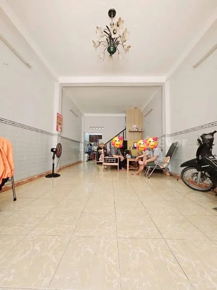 CHÍNH CHỦ BÁN NHÀ 2 TẦNG ĐÚC BTCT HẺM THÔNG, NGAY TRUNG TÂM GÒ VẤP