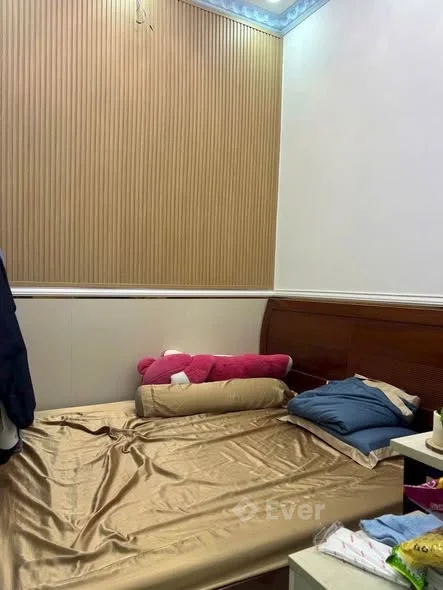 Giá chỉ 3tỷ450 | Diện tích 42m2, 2PN 1WC | cách MT đường Phạm Hữu Lầu, Quận