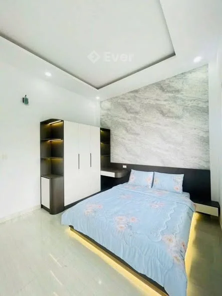 Chủ Gửi-_Nhà 1 trệt 2 lầu, hẻm xe hơi thông từ HT07 qua chợ Thiếc và thông chữ U ra HT07