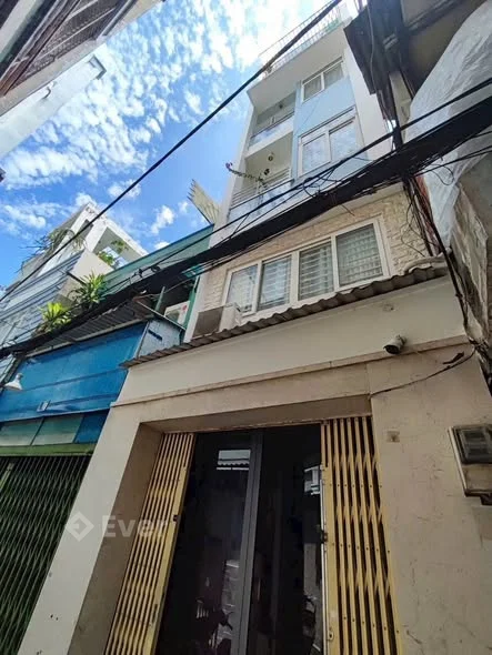 TÔ HIẾN THÀNH Q.10 - 30M2 - 4 TẦNG 3PN - 6 TỶ GIẢM CÒN 5.6 TỶ ( TL )