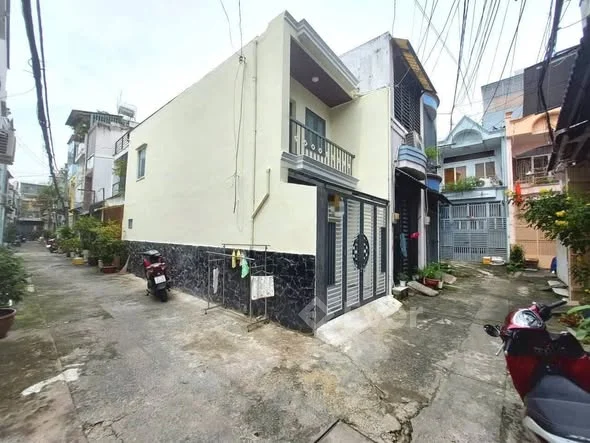 CẦN TIỀN BÁN GẤP GIẢM 150 TRIỆU .. GIẢM CÒN 4,4TỶ THƯƠNG LƯỢNG MẠNH HOA HỒNG 50TR