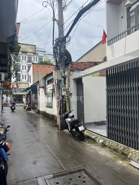 HẺM XE TẢI THÔNG NGUYỄN SƠN TÂN PHÚ ( 50m2 , 3 tầng ) Giá 7.3 tỷ