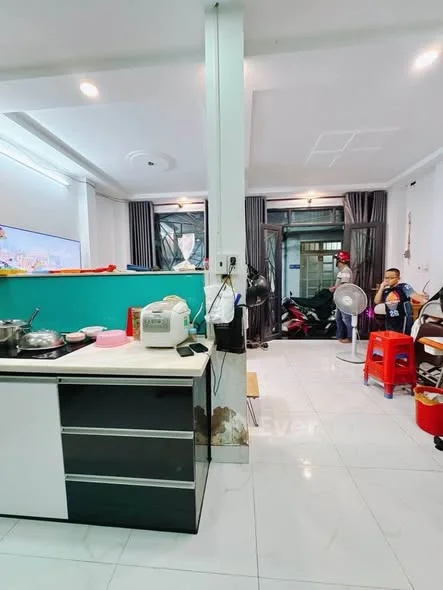 QUẬN 4- ĐƯỜNG NGUYỄN KhOÁI, 5,3x6m2, 3 TẦNG, 3PN, 3WC, KHôNG QUY HOẠCH, 4,75 TỶ.