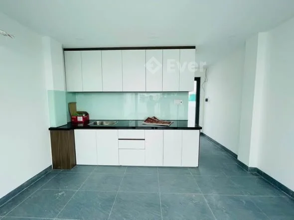 BÁN NHÀ 4 TẦNG HXH KẾ TRƯỜNG CHINH - TÂN BÌNH - HƠN 70m2