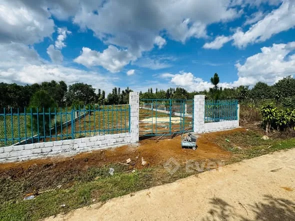 Gửi quý KH lô đất rộng 500m2 có sẵn 200m2 thổ cư rẻ bất ngờ