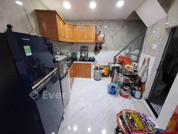 Nguyễn Duy Dương quận 10 Gần Vĩnh Viễn , Hòa Hảo