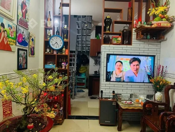 Tài chính thấp muốn tìm nhà sổ hồng riêng