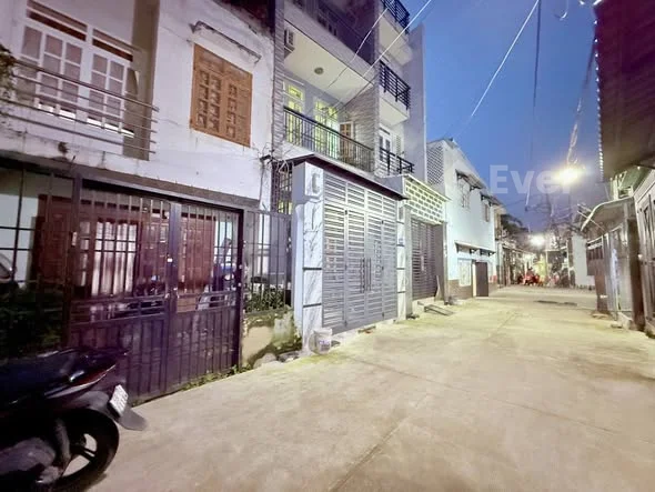 NHÀ NGON - 82M2 - 2 TẦNG - 3 PHÒNG - HUỲNH VĂN NGHỆ - PHẠM VĂN BẠCH