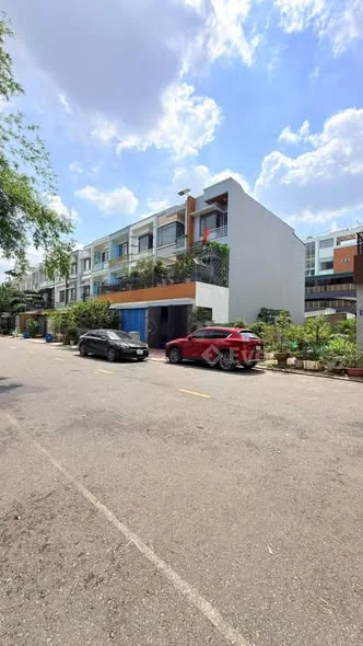 Bán Đất Dĩ An, TP Hồ Chí Minh, gần ngã tư Chiêu Liêu Diện Tích: 4x18=72m