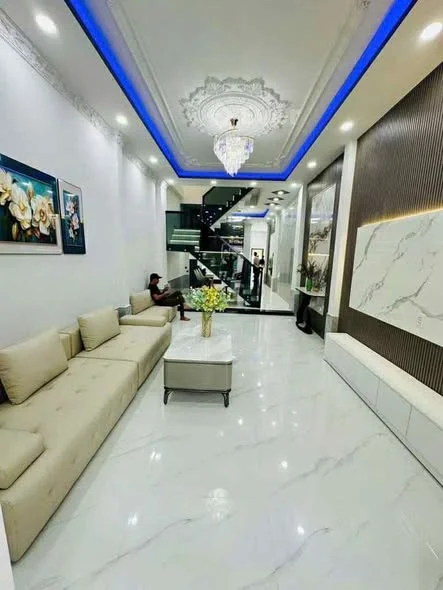 Nhà 1 trệt 1 lầu – 4PN – hẻm xe hơi 458 Huỳnh Tấn Phát DT: 4x26m