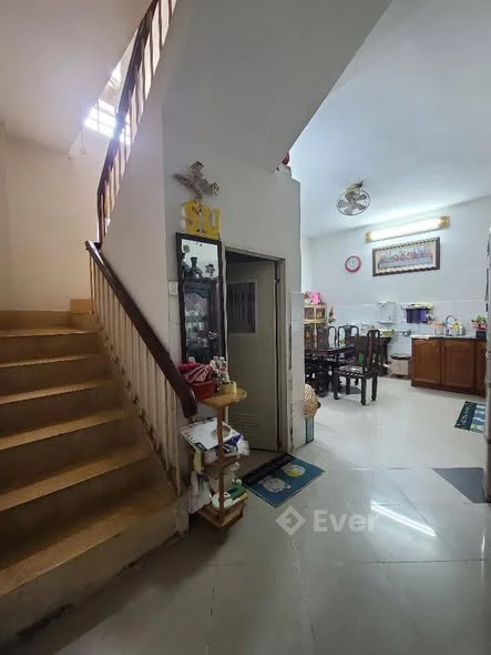 MẶT TIỀN KD NAM KỲ KHỞI NGHĨA QUẬN 3 - ĐÚC BTCT 3 TẦNG