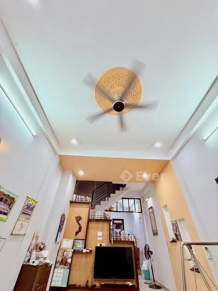 HUỲNH VĂN NGHỆ F15. TÂN BÌNHNhà 2 tầng. 3PN. 82m2(4x20.5). Giá 6.8 tỷ