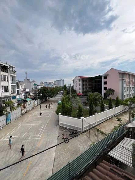 BÁN NHÀ Q4 ĐOÀN VĂN BƠ SÁT HẺM XE HƠI