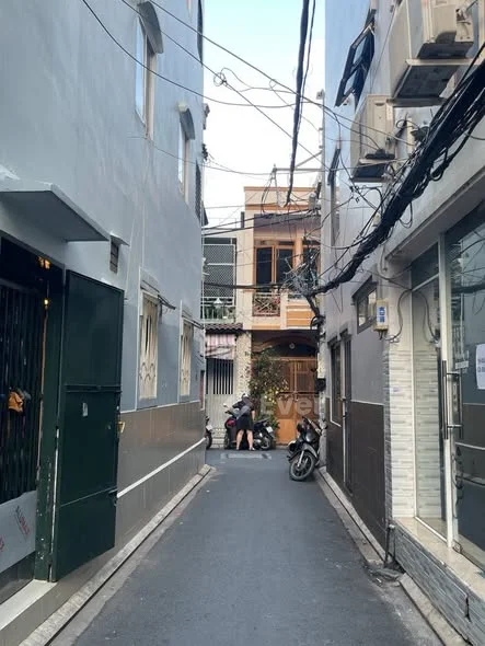 NHÀ 2 TẦNG ĐƯỜNG CÔ BẮC - PHÚ NHUẬN - BÁN ĐẤT TẶNG NHÀ - HẺM XE HƠI