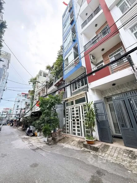 HẺM XE TẢI 6M THÀNH THÁI Q10 • CHÍNH CHỦ KIÊN CỐ - 43m2 - 5 TẦNG • 6PN 7WC • SÂN THƯỢNG • VỪA Ở VỪA