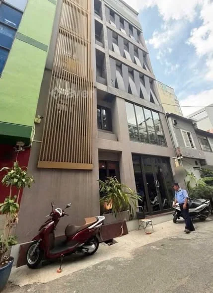 SIÊU HIẾM QUẬN 1NHỈNH 13 TỶ - TRUNG TÂM QUẬN 1