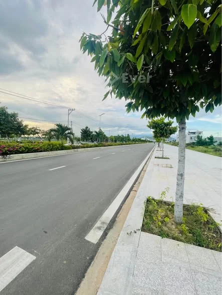 BÁN NHANH CẶP GÓC TĐC CÔNG AN MẶT ĐƯỜNG PHAN BỘI CHÂU , MỸ BÌNH