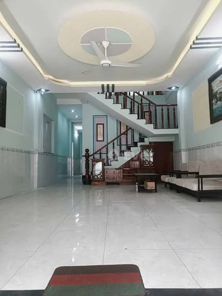 Nhà 1 lầu 5x20 (nở hậu 7,3m) 3pn 2wc Tô Ký Hóc môn TP Hồ Chí Minh - 5,3 tỷ - 100m²