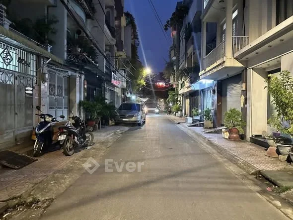 HIẾM- HẺM Ô TÔ TRÁNH 8M - Đ. NGUYỄN XÍ HAI CHIỀU, BÌNH THẠNH-64M2