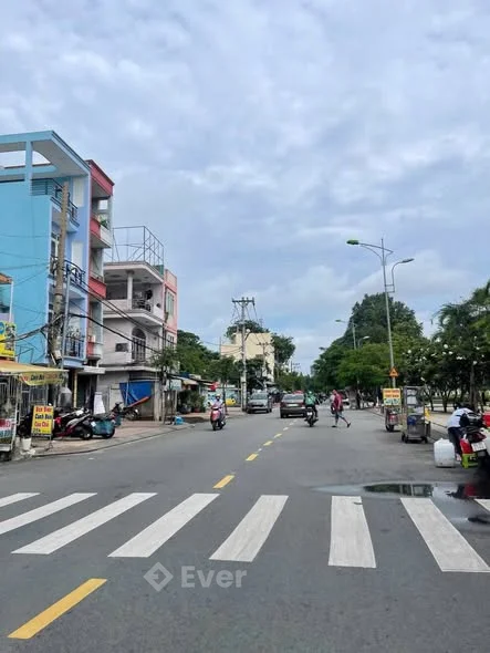 Hẻm Ô tô - Công viên Tầm Vu, Thanh Đa, Bình Thạnh - 4 Tầng BTCT 67m2 (ngang 4,05m vuông A4) - 5PN 6W