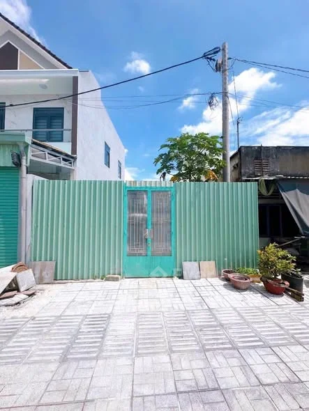 - CHÍNH CHỦ GỬI LÔ ĐẤT MẶT TIỀN VIEW SÔNGNGAY BỜ KÈ BỬU LONG