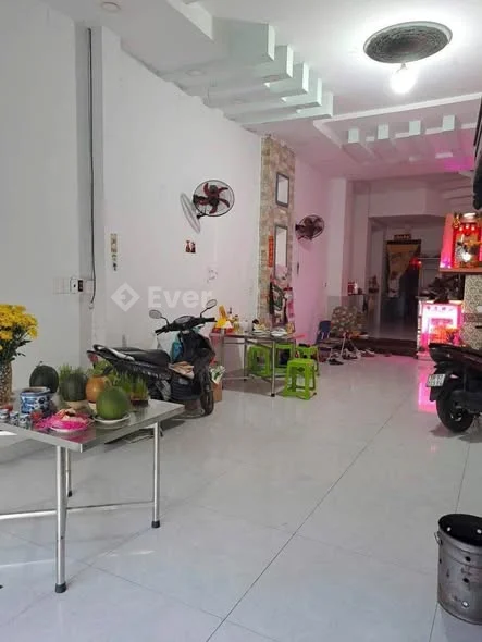 Bán nhà mặt tiền chợ Hiệp Thành 13