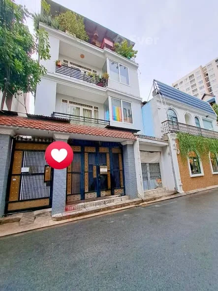 Nhà mặt tiền khu sân bay Tân Bình - 3 tầng, thu nhập 40 triệu