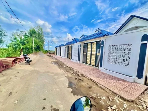 Giá chủ bán nhanh đến cuối tuần 333tr/nền Chủ gửi bán lốc 7 nền .