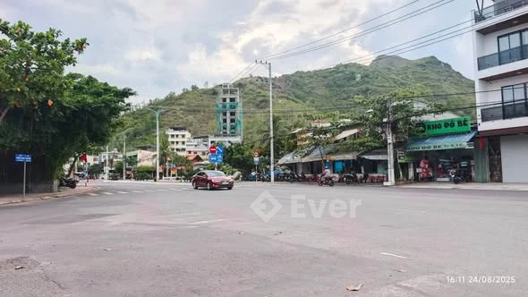 Hiếm Chủ Gửi Lô Đất Mặt Tiền Phạm Văn Đồng Trung Tâm Phường Bắc Nha Trang , Đi Bộ Tắm Biển Ăn Hải Sả