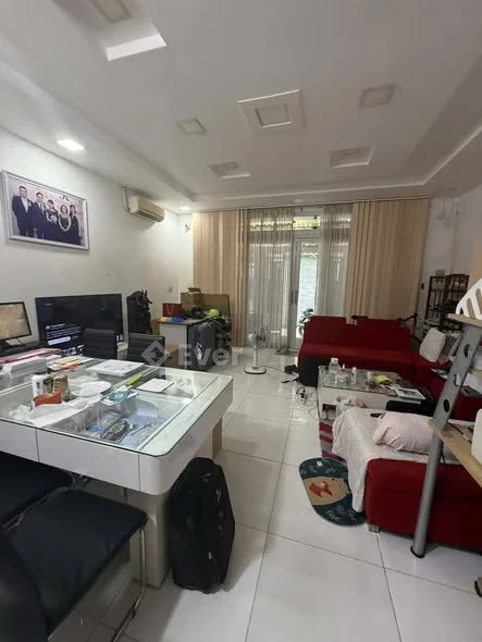 Hẻm xe hơi đến nhà Phạm Văn Hai gần Lê Văn Sỹ _ Cách mặt tiền 2 căn (5,7 x 15) vuông vức