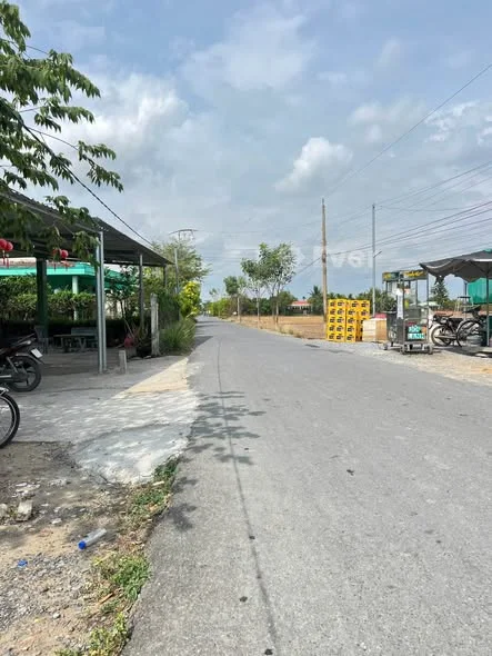 GẦN KCN NHỰT CHÁNH- Liền kề 3 trường học, thuận tiện buôn bán- Xã Nhựt Chánh - Bến Lức