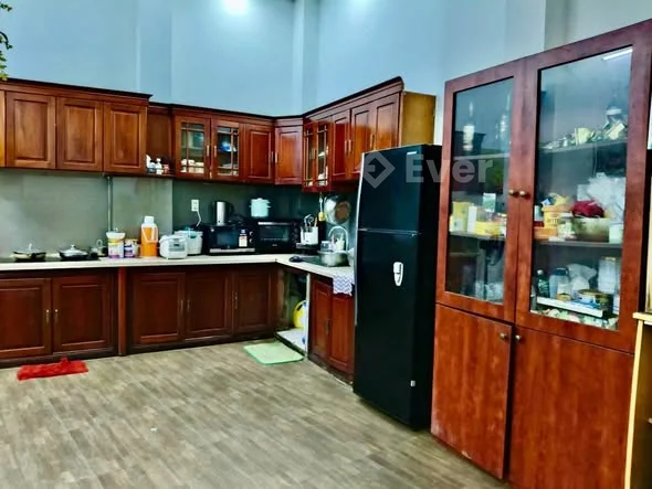 Nhà đẹp 3 tầng BTCT 81m2 hẻm xe hơi đỗ cửa