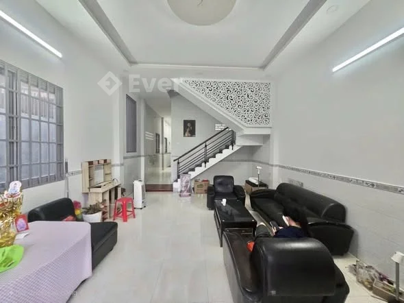 Nhỉnh 12 tỷ – Hiệp Phú Ngay Lê Văn Việt – sát Vincom