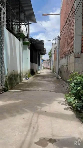 A2036)Ccgui Bán nền đất thổ cư gần khu công nghiệp Tân Đức, ấp BÌNH TẢ 2 , Đức Hòa Long An cũ