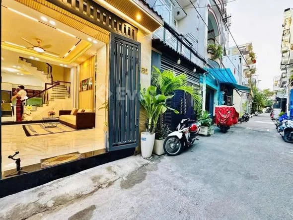 BÁN NHÀ 2 LẦU BTCT : 7,350 tỷ, Bán căn nhà phố 2 tầng đẹp long lanh