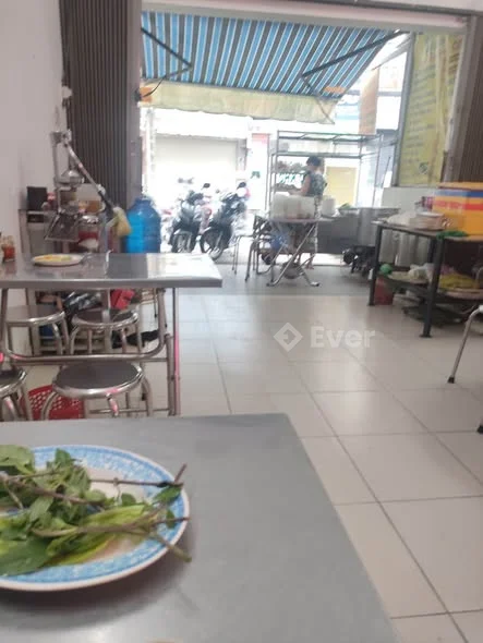 MẶT TIỀN Nguyễn Quý Anh – 67m² CHỈ 11 TỶ!
 ĐẦU TƯ GIỮ TIỀN QUÁ ĐẸP. VỪA Ở VỪA KD, CHO THUÊ DÒNG TIỀN - 11 tỷ - 68m²