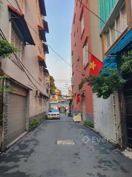 NHÀ 3 TẦNG BTCT-NGAY ĐƯỜNG SỐ 11-KHU PHÂN LÔ VIP LINH XUÂN -DT66m2- SHR HOÀN CÔNG -GIÁ 5,55 TỶ (TL)