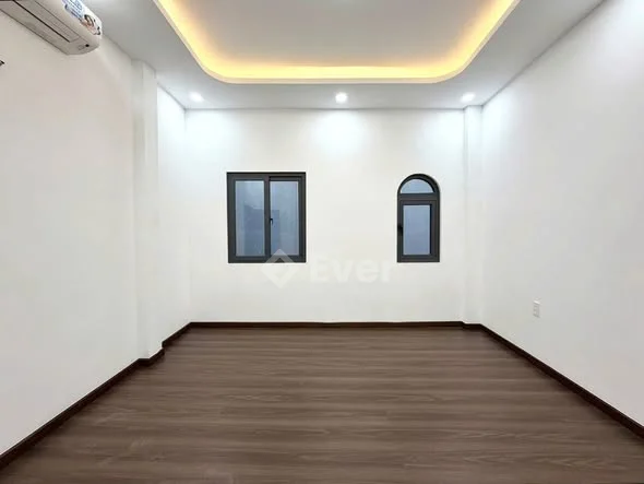 chủ bán đi MỸ gấp Hòa Hưng, Phường 13, Quận 10 NHÀ MỚI XÂY NGANG 10M