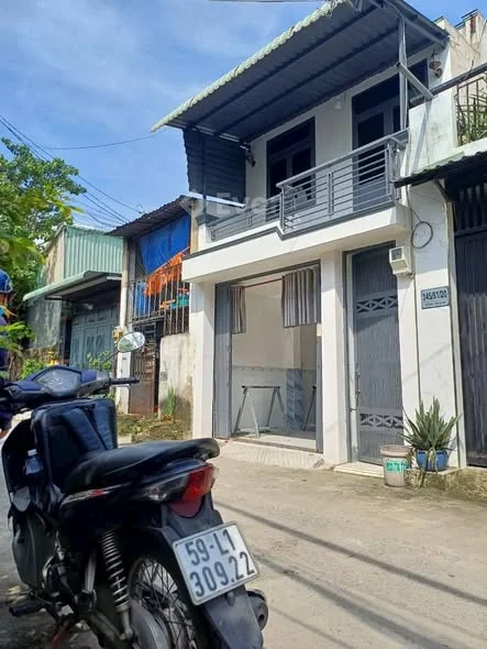 Nhà 4 × 20m - 4 phòng trọ dưới 3 ty5 TL