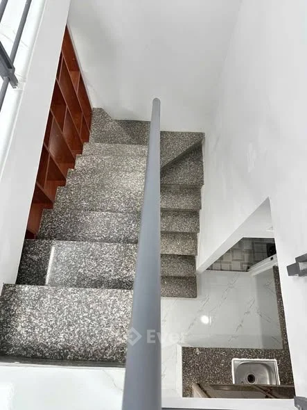 Nhà 4 × 20m - 4 phòng trọ dưới 3 ty5 TL