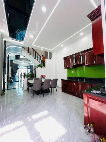 BÁN NHÀ ĐẸP 1 TRỆT 3 LẦU – 4PN, 5WC – SÂN XE HƠI RỘNG GẦN HÀ HUY GIÁP – GIÁ CHỈ 6 TỶ 480 TRIỆU Vị