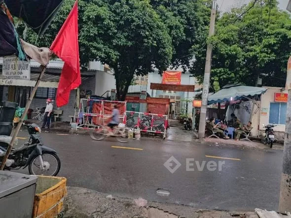 NHÀ BÁN 2 TẦNG - DƯƠNG BÁ TRAC Q8Diện tích 100m2 4X25 ( Chính chủ )