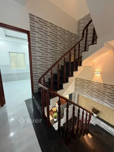 MÃ LÒ - 56M2 ( 4 x 14) - 3 TẦNG BTCT - NHÀ ĐẸP Ở NGAY - 4PN - ĐƯỜNG 4M - 5.890T lh Nguyệt 0916378***