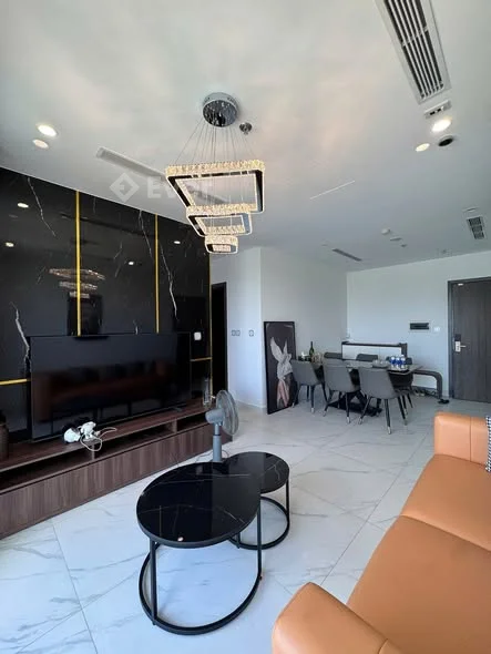 𝗖𝗔̆𝗡 𝗛𝗢̣̂ 𝗩𝗜𝗡𝗛𝗢𝗠𝗘𝗦 𝗚𝗥𝗔𝗡𝗗 𝗣𝗔𝗥𝗞 𝗤𝗨𝗔̣̂𝗡 𝟵 3PN(100m2) khu Beverly Full nội