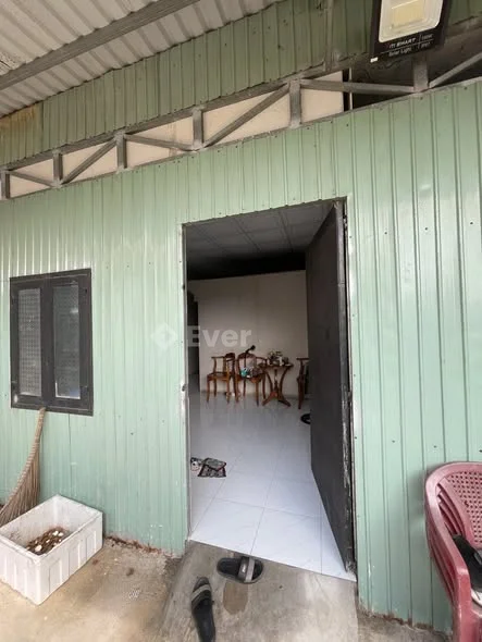 Cần bán căn nhà cấp bốn đường tam đaDt 53m2(ngang 3,8m dài 14m)